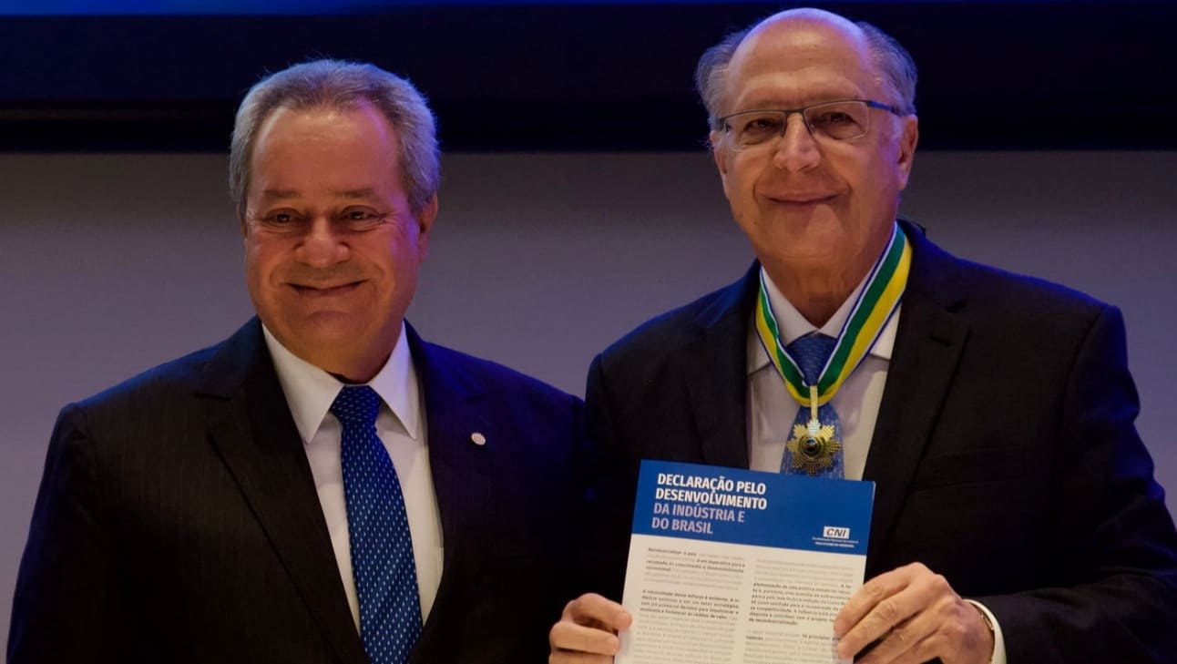 CNI, federações e 74 associações industriais assinam declaração pela reindustrialização