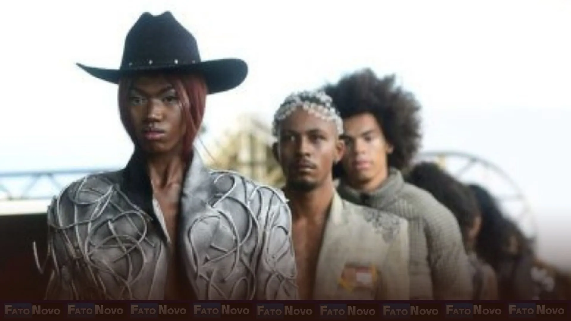Desfile Beleza Negra exalta herança afro dentro e fora das passarelas