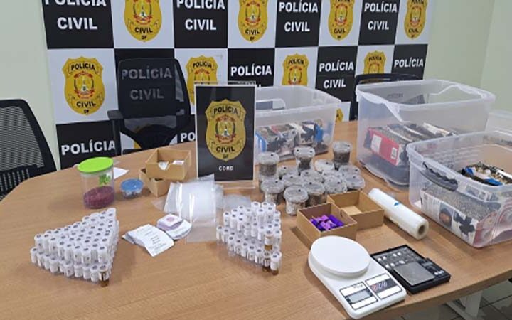Estudante de veterinária é presa por tráfico de drogas