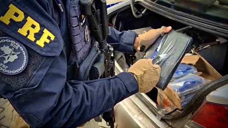 PRF apreende mais de 14 quilos de drogas na BR-101 em Cristinápolis/SE