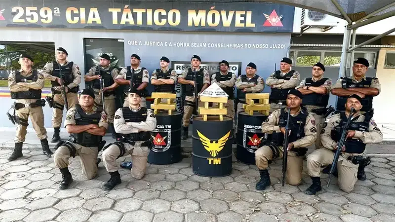 Pirapora MG – Mulher é presa com 22 barras de maconha escondidas em imóvel de associação comunitária