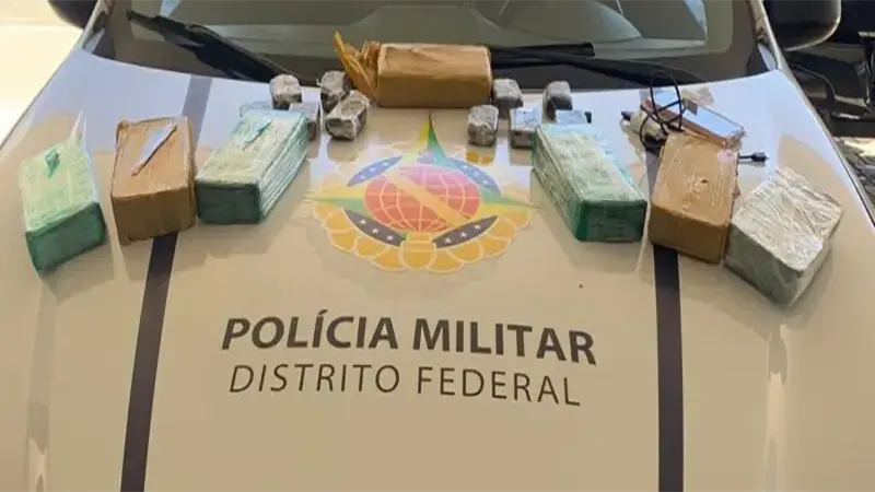 PMDF prende mulher com drogas em abordagem a ônibus na BR-020, em Sobradinho