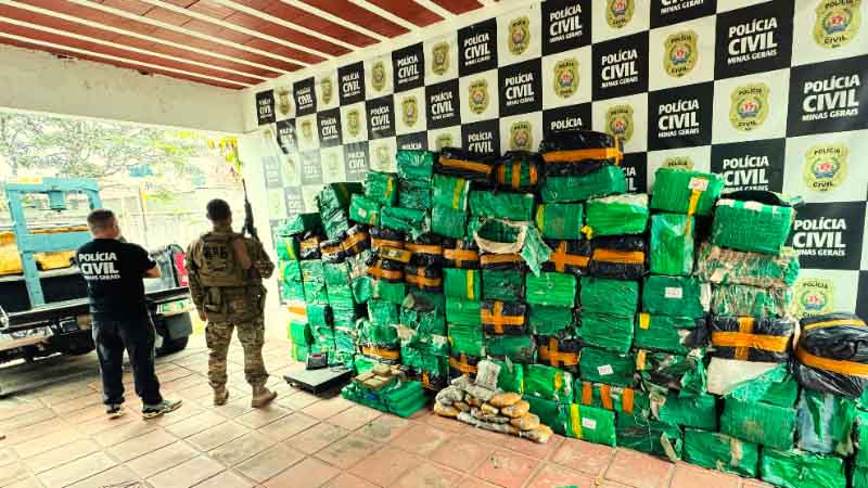 Polícia Civil MG e PRF apreendem 2 toneladas de drogas em Juiz de Fora
