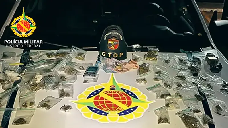 PMDF desarticula ponto de tráfico de drogas no Gama e prende casal em flagrante