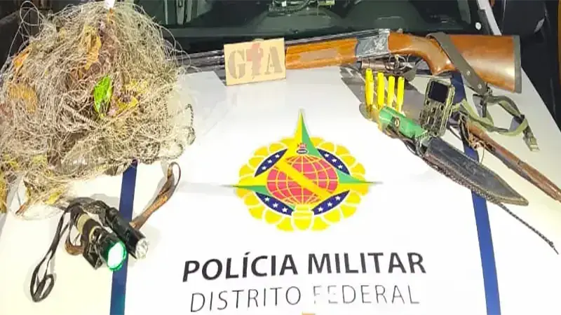 PMDF prende homem em flagrante por porte ilegal de arma de fogo e crime ambiental em Planaltina