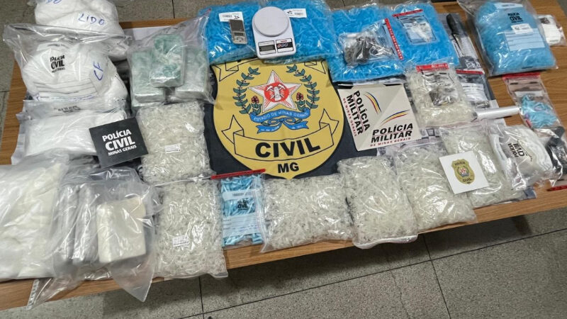 PCMG prende dois homens e apreende 10 kg de cocaína em Três Pontas