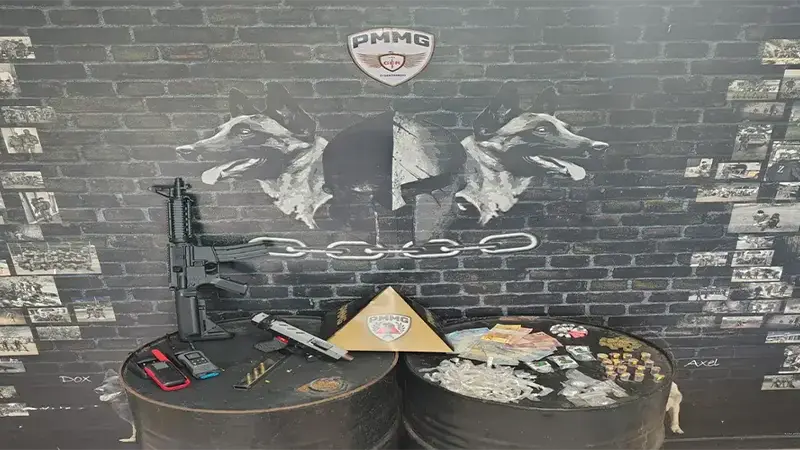 PMMG Contagem – Cão da ROCCA localiza armas e drogas