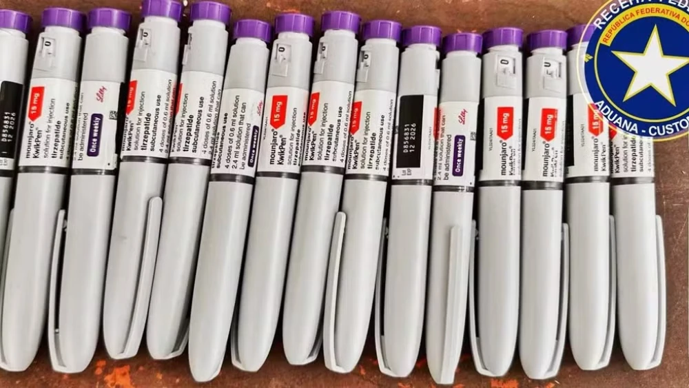 Lotes de remédios para emagrecer são retidos no Aeroporto de Brasília