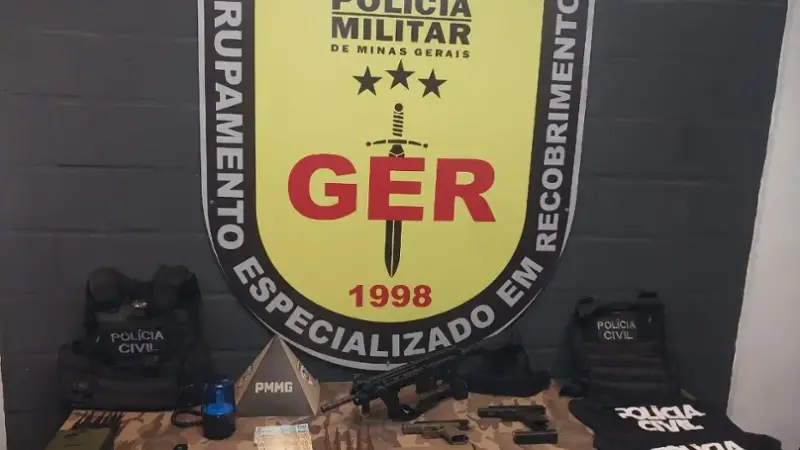 Juiz de Fora MG – Integrantes de facção criminosa foram presos com fuzis e armamento de uso restrito