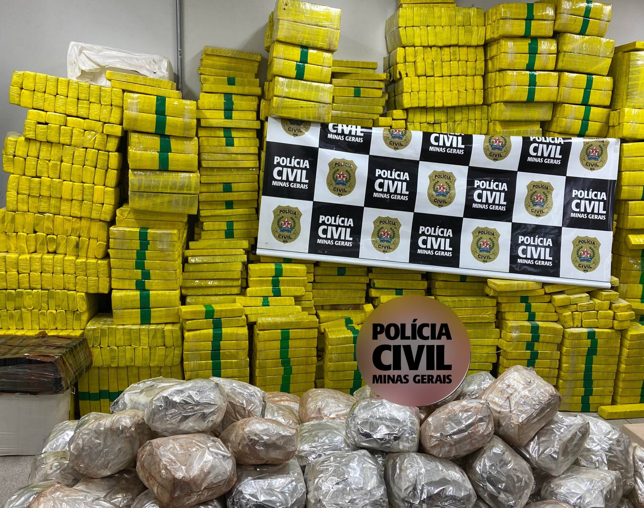 Cerca de 3 toneladas de maconha são apreendidas pela PCMG em Itaguara