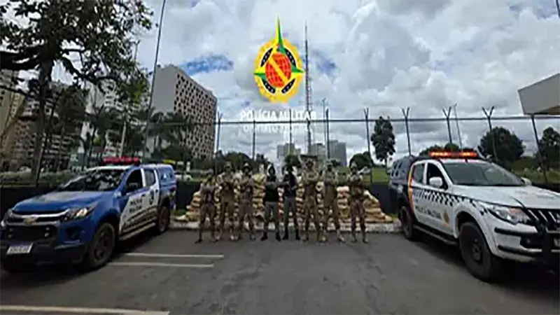 Operação conjunta PMDF e PMGO apreende 3 toneladas de possível agrotóxicos contrabandeados da China