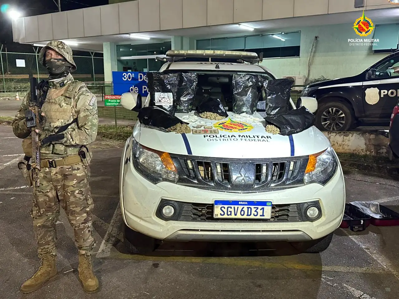 PMDF apreende grande quantidade de drogas em ônibus interestadual no Paranoá