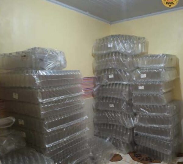 PCDF apreende duas toneladas de mel clandestino – Operação Honeypot