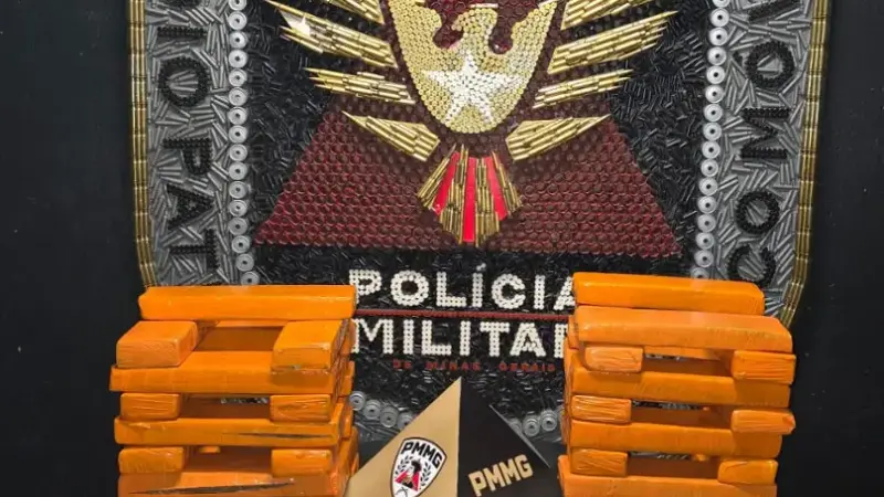 Belo Horizonte – Operação policial prende três homens por tráfico de drogas