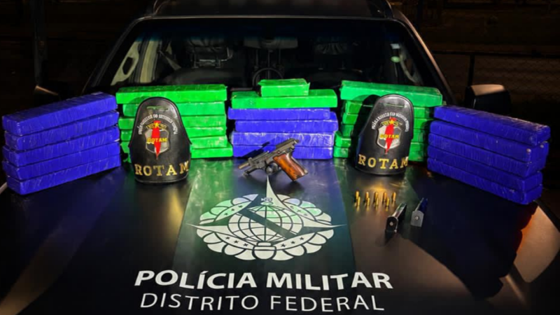 PMDF apreende 25 quilos de drogas, arma de fogo e prende envolvidos em duas ocorrências