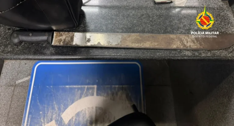 PMDF PRENDE EM FLAGRANTE ASSALTANTE COM 13 PASSAGENS QUE AGREDIU VÍTIMA COM FACÃO EM CEILÂNDIA
