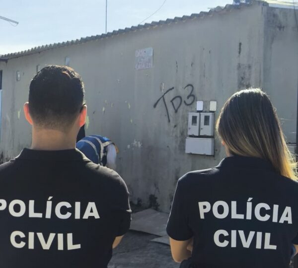 PCDF e Administração Regional De Brazlândia apagam inscrições de facção criminosa e reforçam ações de prevenção na Vila São José