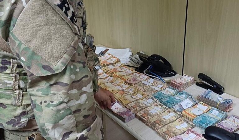 PRF apreende mais de R$1,5 milhão em drogas e prende três homens por tráfico no RN