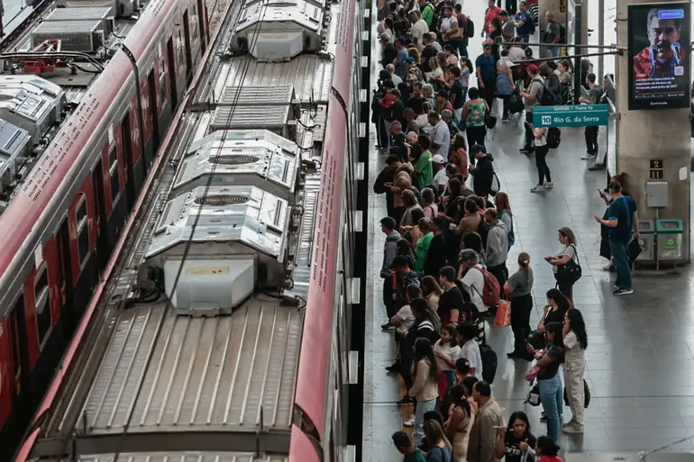 MP-SP investiga falhas da Trivia Trens após caos nas linhas de trem