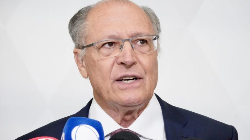 PSB oficializa Alckmin como vice de Lula na busca pela reeleição