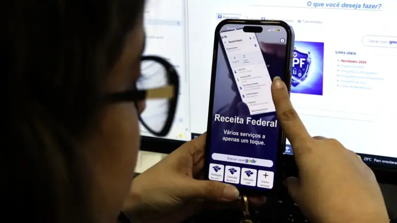 Receita Federal libera 3º lote de restituição do IR 2026