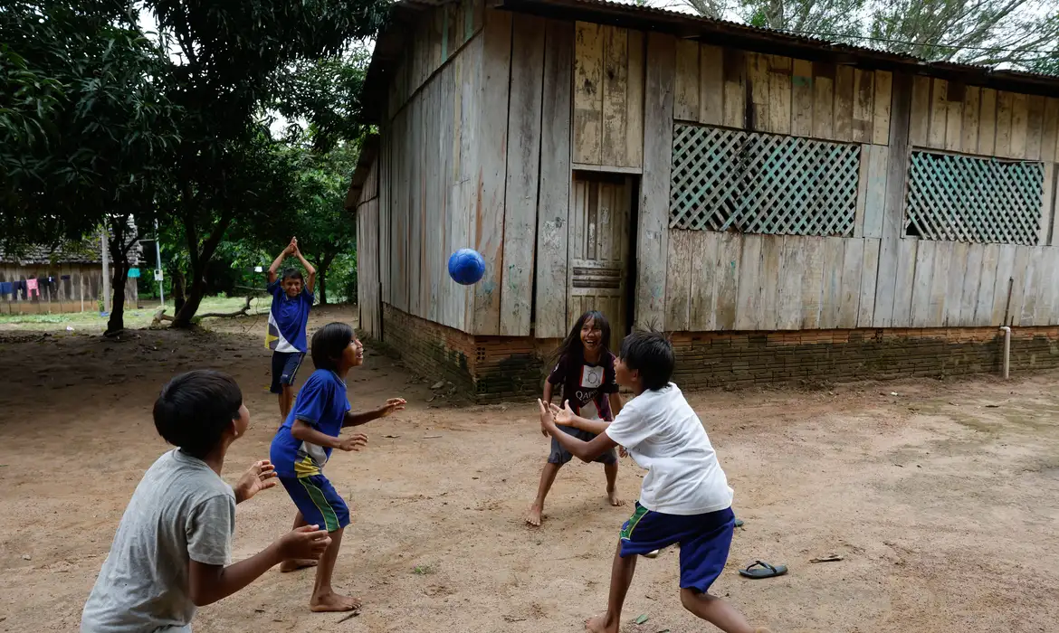Unicef mapeia o Brasil e acha 333 cidades onde crescer é ambientalmente mais arriscado