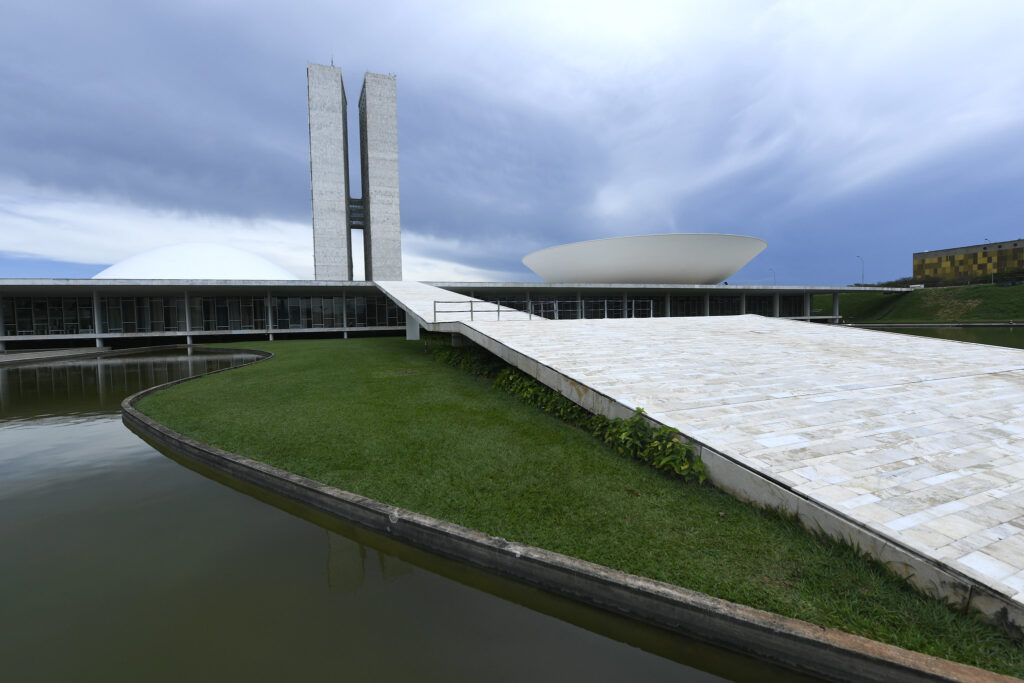 Brasília celebra legado de Niemeyer com semana dedicada ao arquiteto
