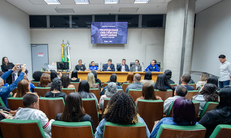 CLDF homenageia profissionais das ciências mortuárias