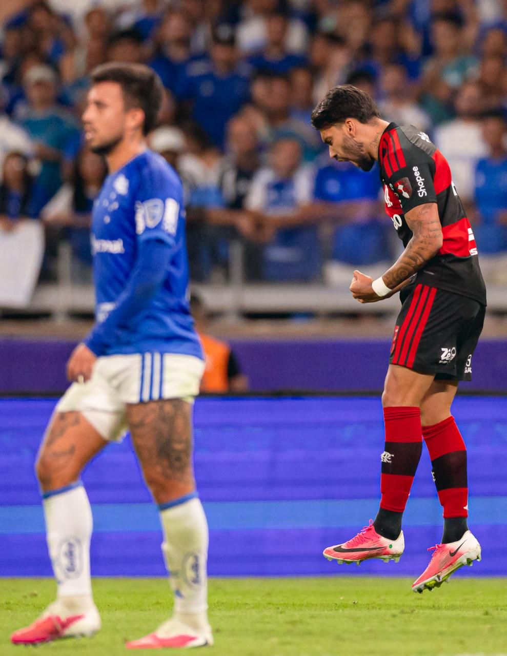 Flamengo e Cruzeiro empatam em duelo decisivo pela Libertadores