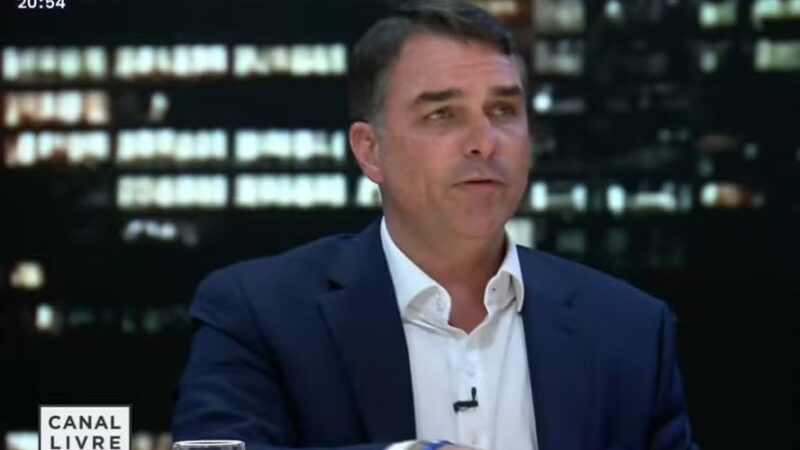 Patrimônio de Flávio Bolsonaro cresce 211% em oito anos