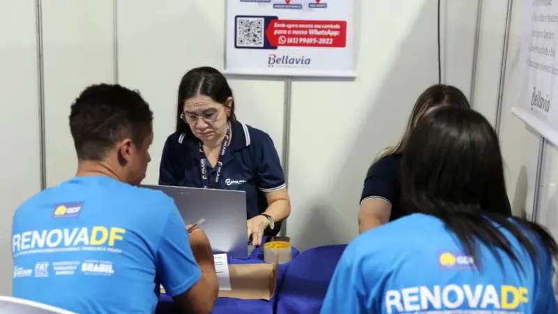 Programa abre 1,5 mil vagas com cota inédita para mães atípicas
