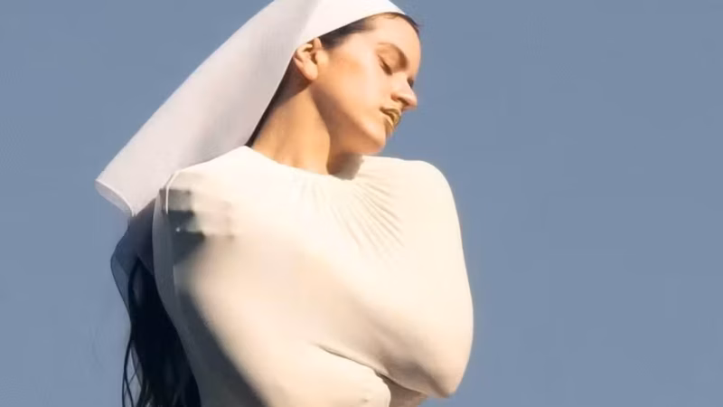 Sagrado em alta: por que música, livros e séries abraçam espiritualidade