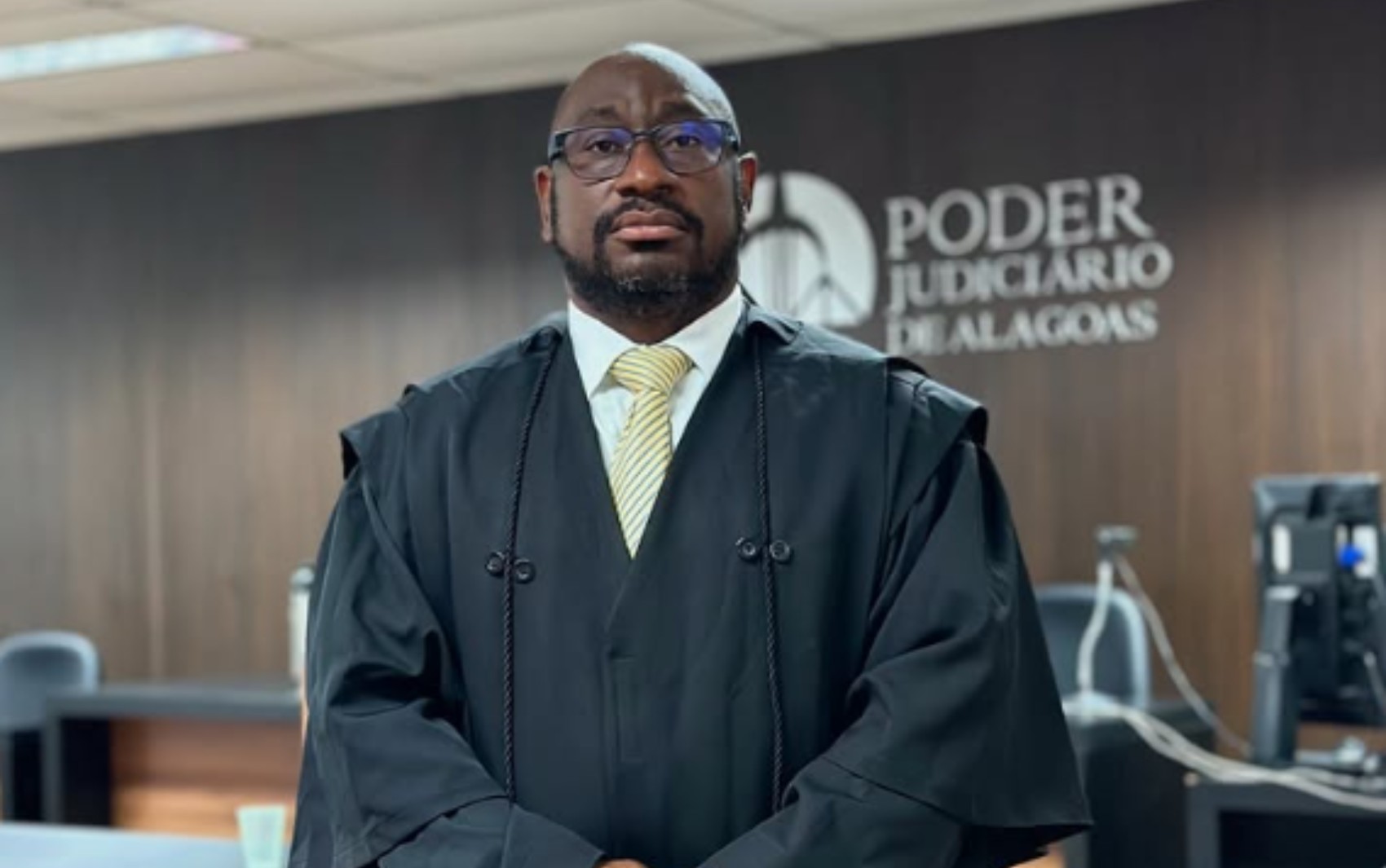 Advogado condenado por agredir companheira tem candidatura negada