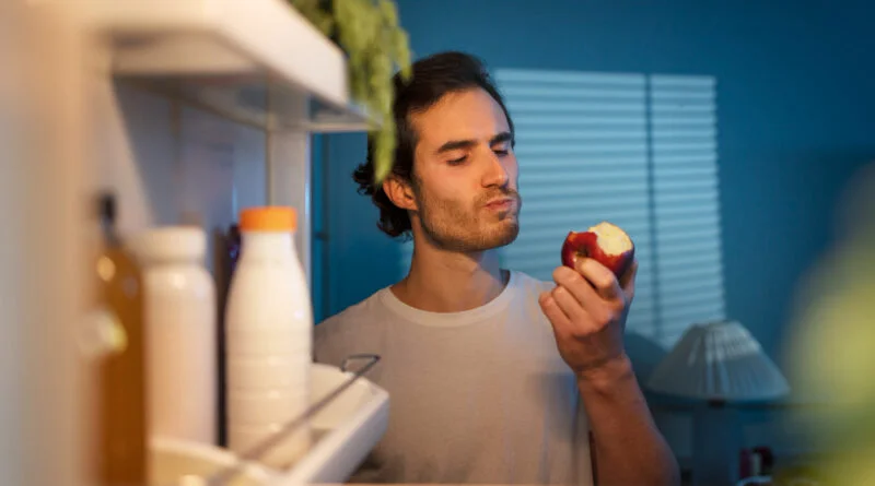 Comer Fruta antes de Dormir pode Atrapalhar a Saúde?