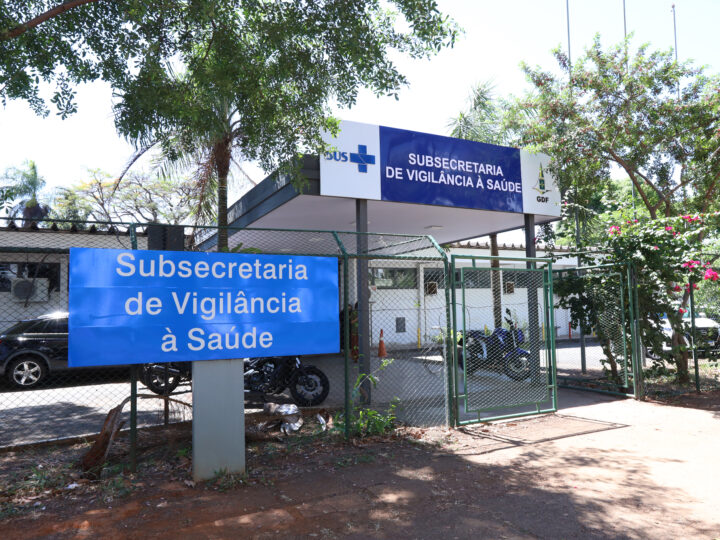 Procedimentos estéticos invasivos em salões de beleza exigem atenção redobrada