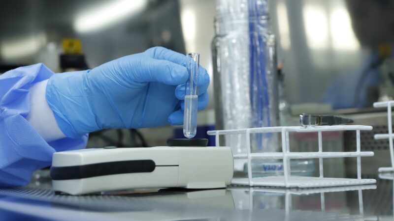 Novo exame auxilia o diagnóstico de meningite bacteriana na rede pública do DF