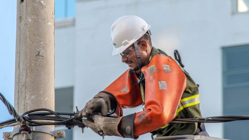 Quadra 709 Norte ficou sem energia no sábado para melhorias na rede