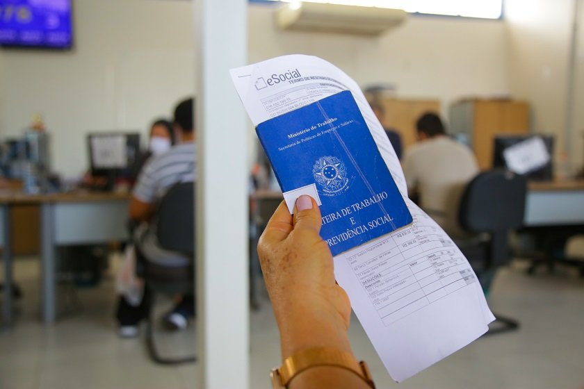 Segunda-feira começou com 1.390 vagas nas agências do trabalhador do DF
