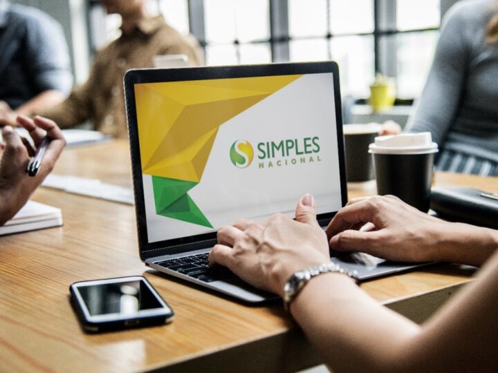 Simples Nacional: empresas têm até 30 de setembro para optar e definir recolhimento de IBS e CBS