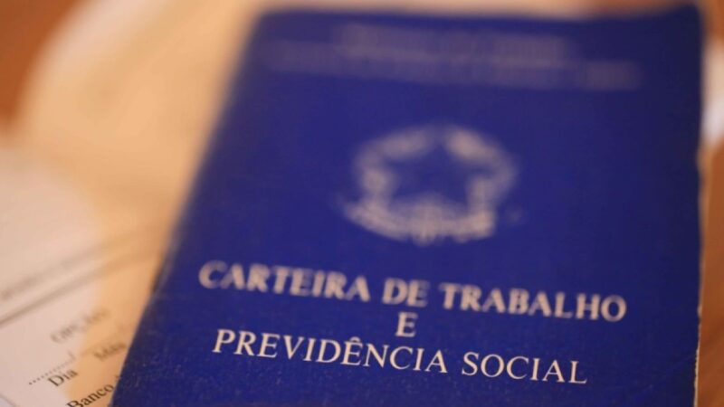 Agências do Trabalhador do DF oferecem 1.097 vagas, com salários de até R$ 5 mil