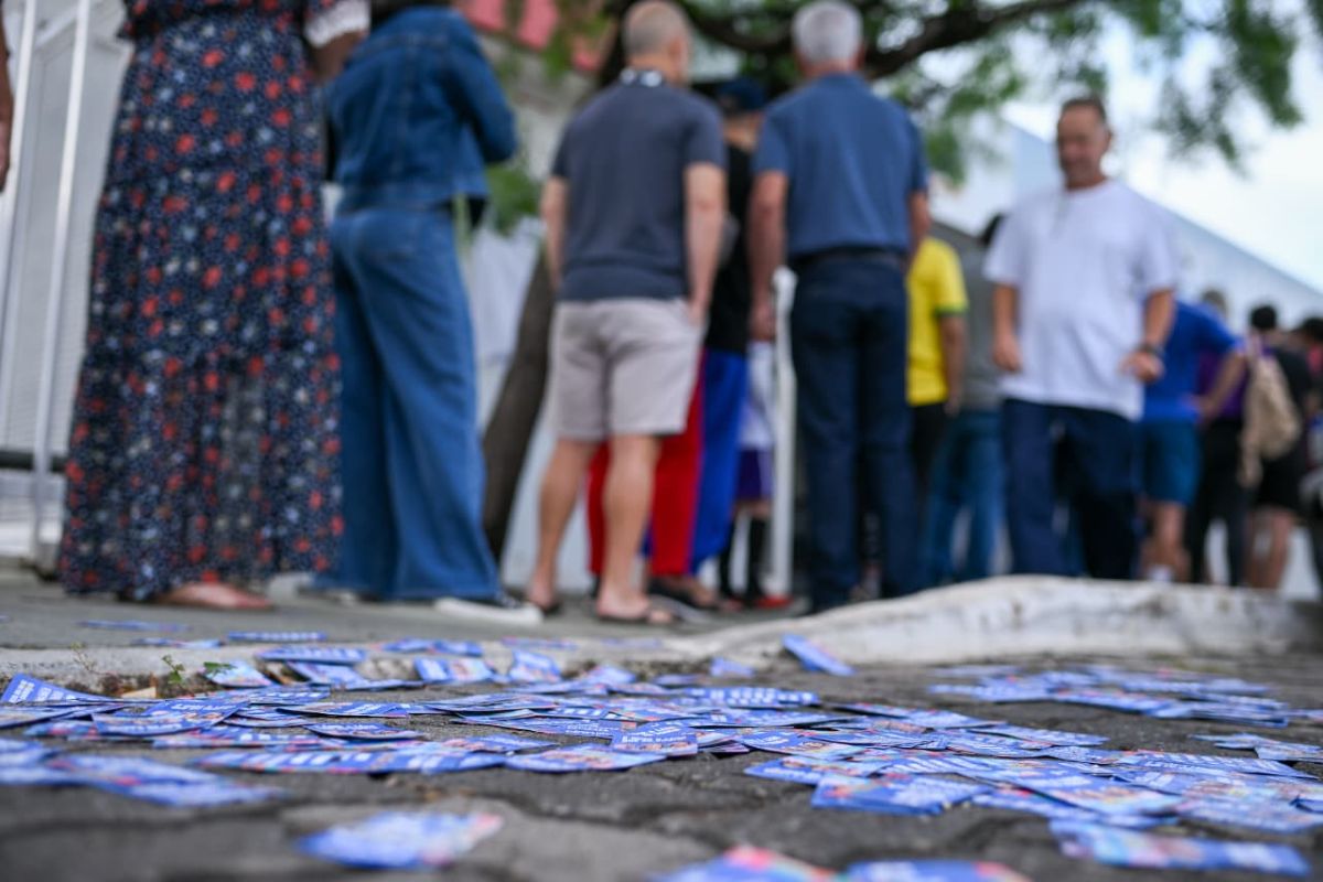 Eleitor passa mal no Guará II e é levado a hospital durante votação no DF