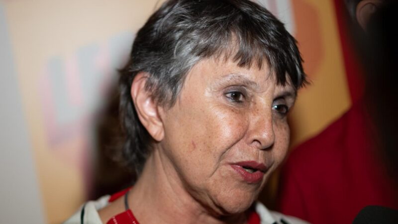 Erika Kokay vota na Asa Sul e diz que “vai dar Lula no primeiro turno”