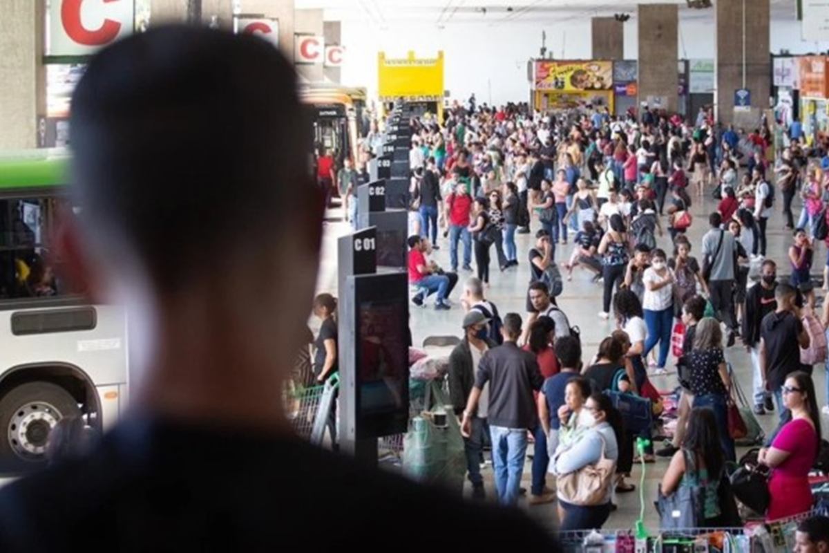 Buriti acusa sindicato de motivação eleitoral e leva greve de ônibus à Justiça do Trabalho