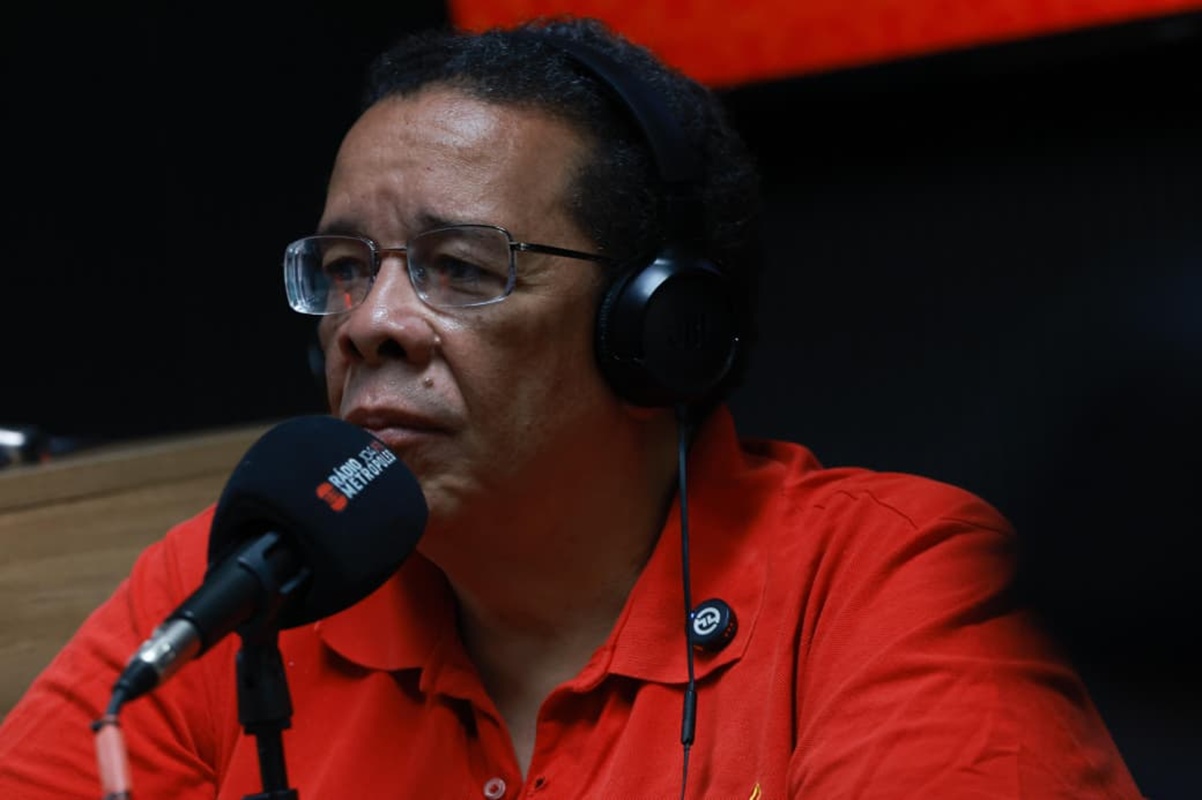PSTU-DF declara “voto crítico” em Leandro Grass no 2º turno para o GDF