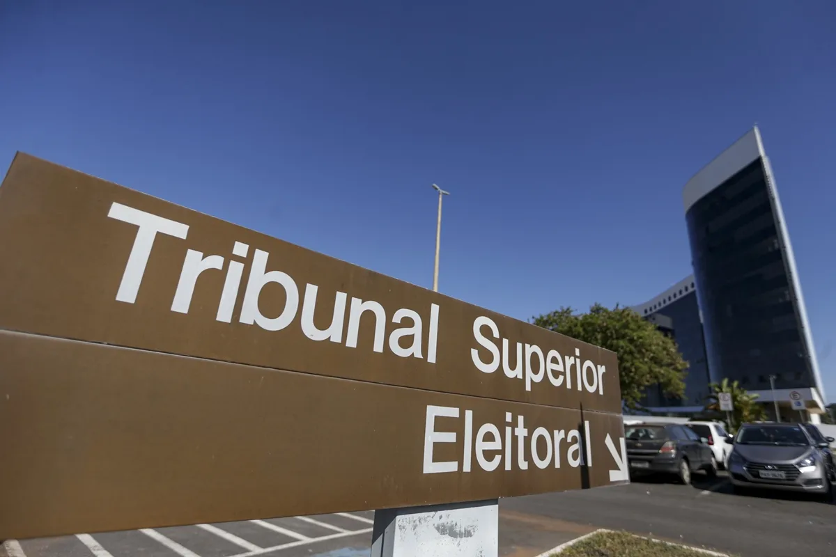 Terceirizados do TSE denunciam falta de pagamento em meio às eleições